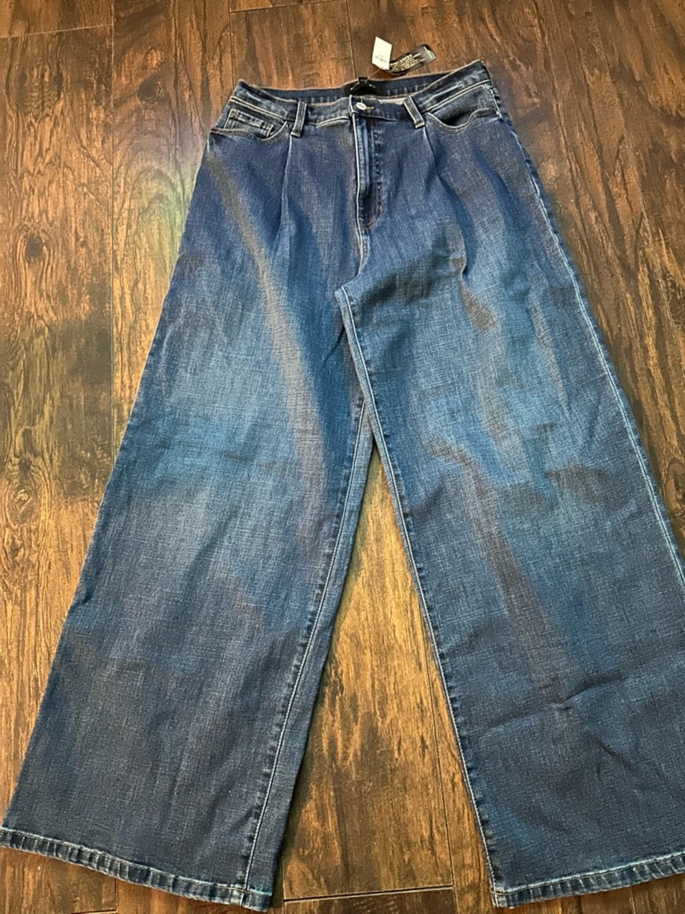 Banana Republic Wide-Leg Jeans in Dark Blue Wash